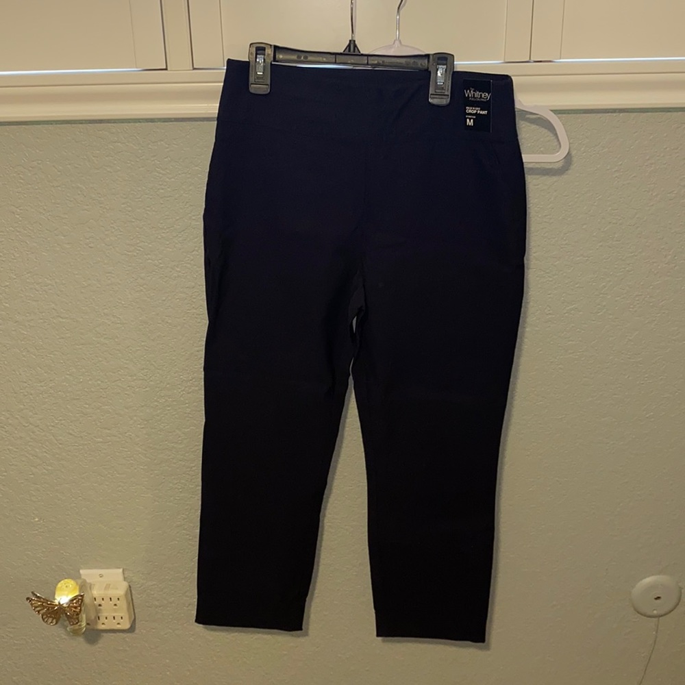BRAND NEW WITH TAGS CROP PANTS FROM NY AND COMPANY